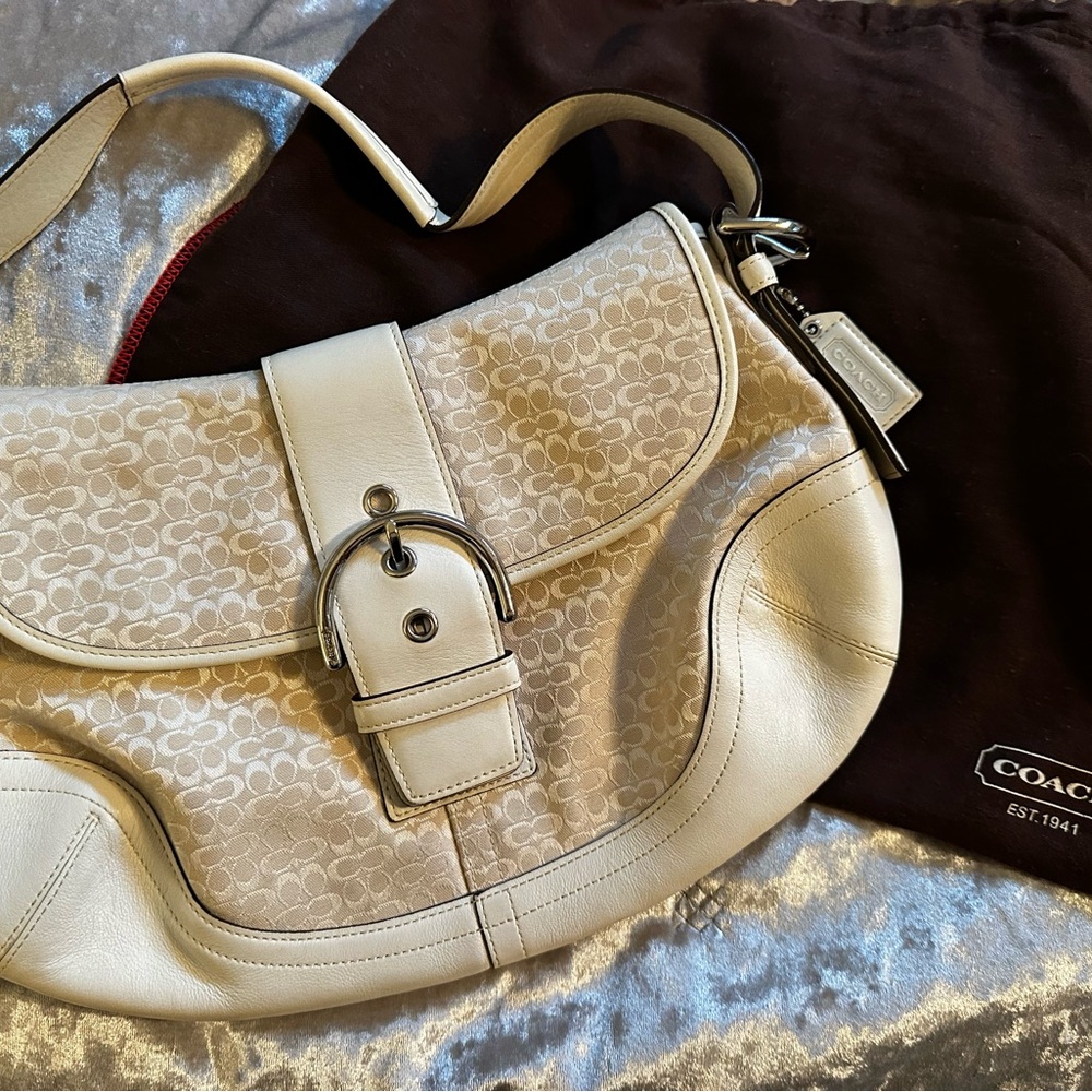 Coach White and Cream Shoulder Bag